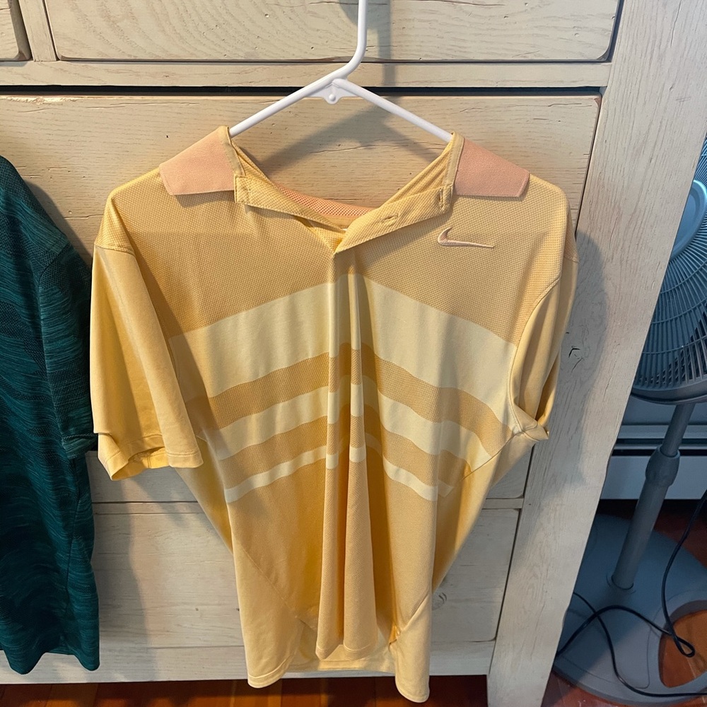 Nike golf shirt